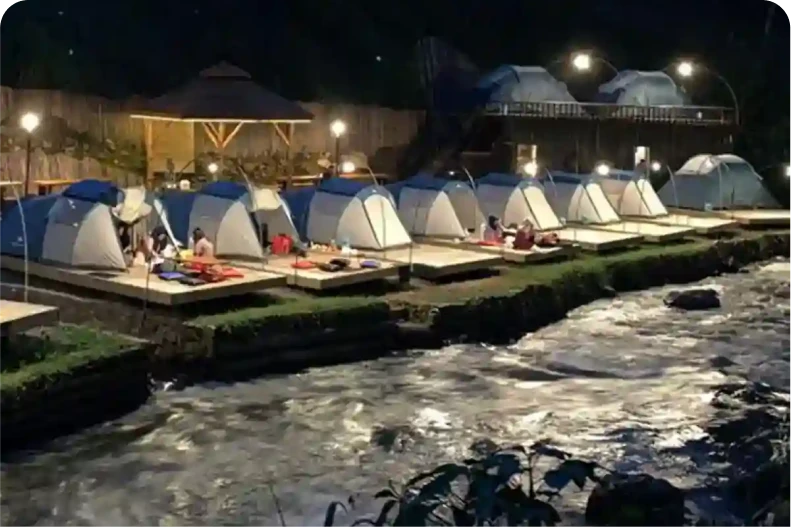 camp-riverside4x Tour perahu danau